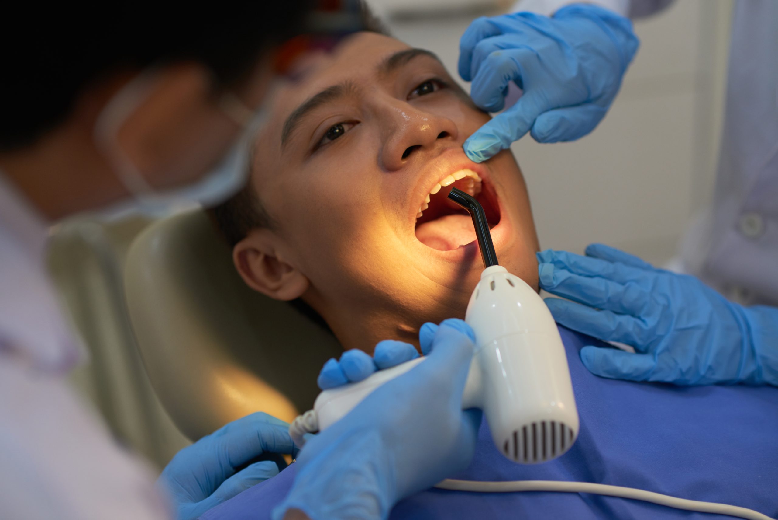 Warning Signs You May Need Periodontic Treatment