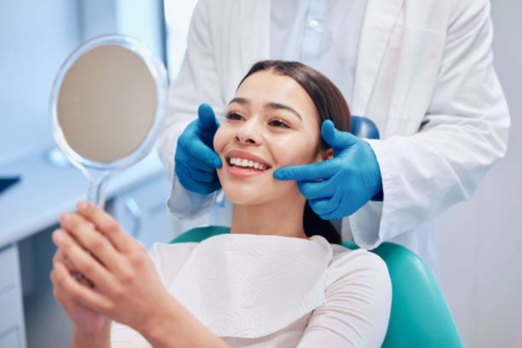 compare veneers and Invisalign results